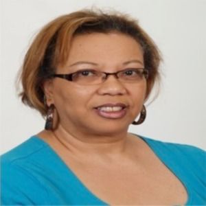 Meet your Posher, Carol